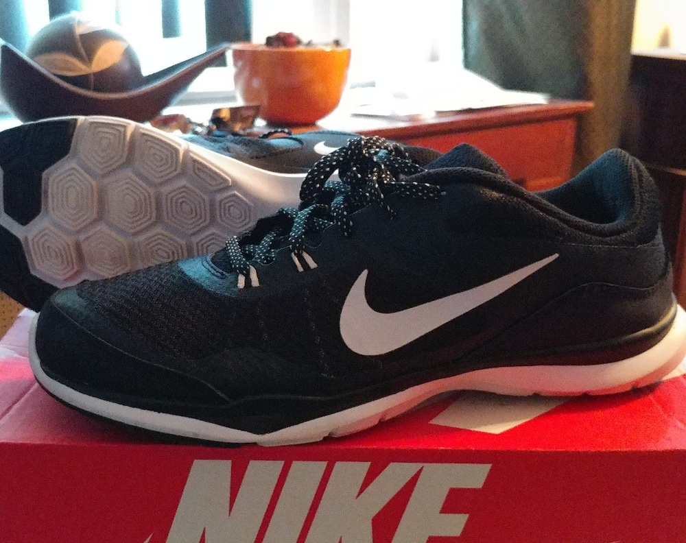 Pre-owned women Nike Training Flex TR 5 size 8.5 w